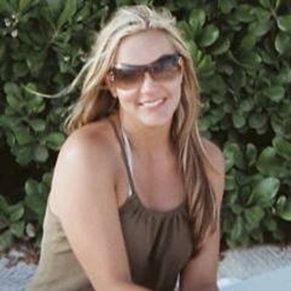 Meet your Posher, Amy - Picture 1 of 1